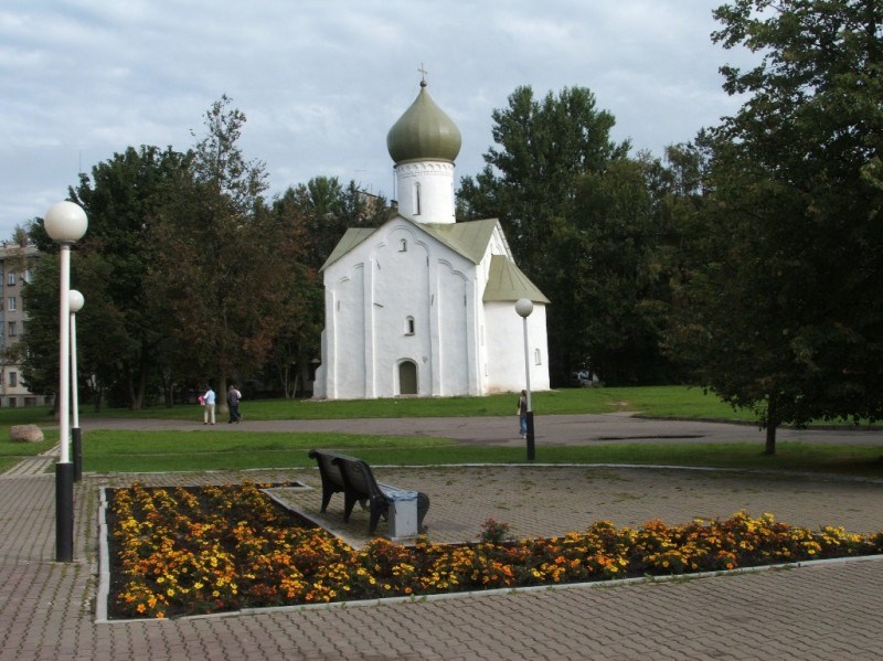 Церковь Двенадцати Апостолов на Пропастех. Великий Новгород