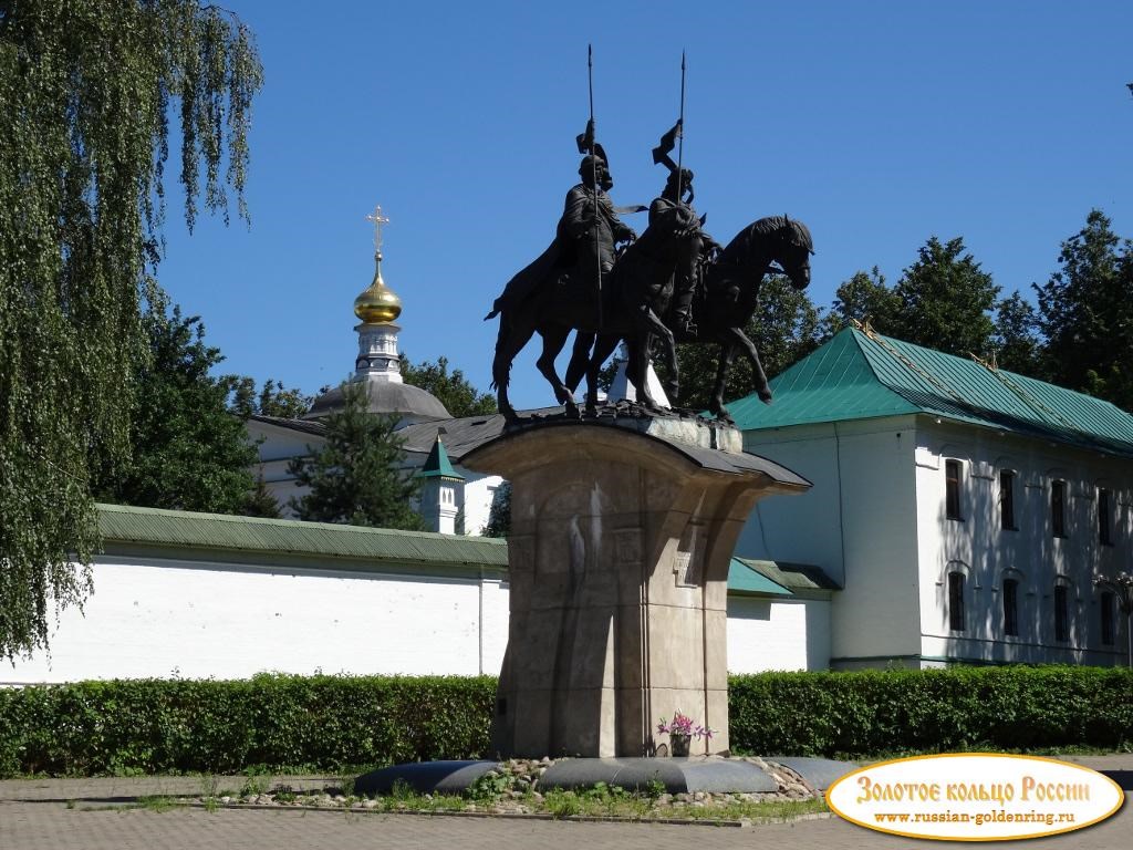 Памятник Борису и Глебу. Дмитров