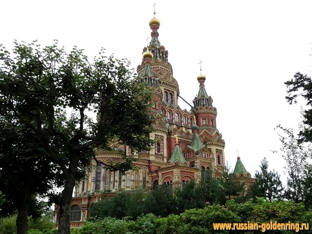 Достопримечательности Санкт-Петербурга. Петропавловский собор (Петергоф)