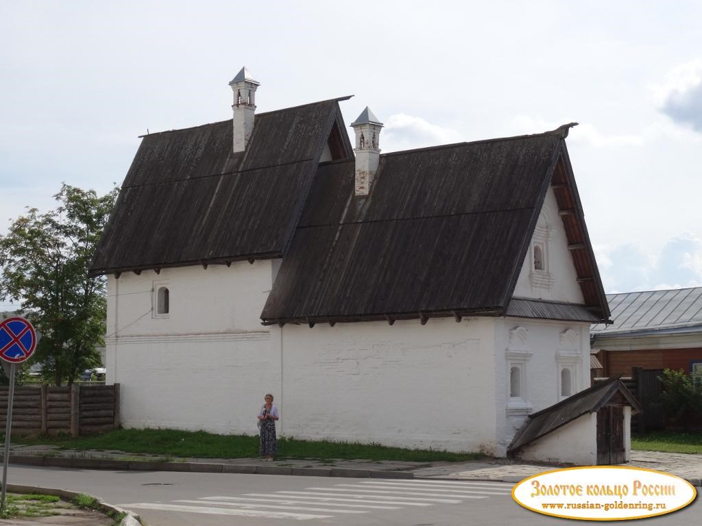 Каменный посадский дом (конец XVII в.). Суздаль