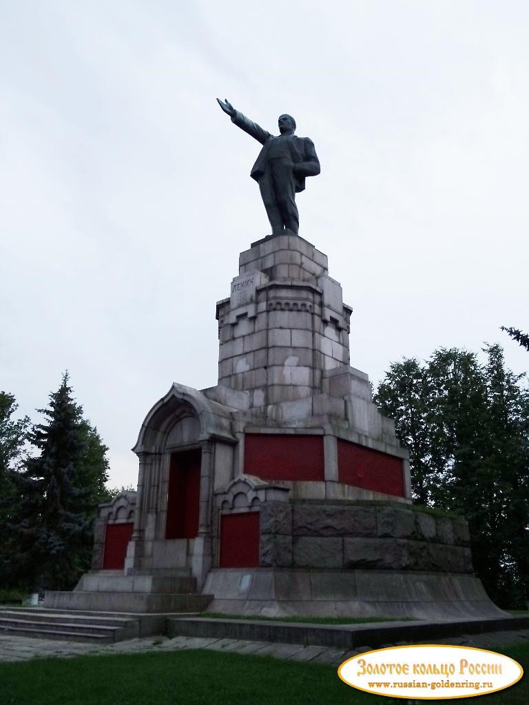 Памятник Ленину. Кострома