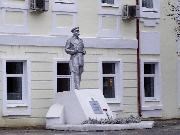 Медынь. Памятник И.М. Бурейкову