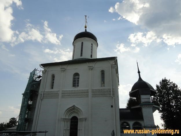 Достопримечательности Звенигорода. Церковь Успения Пресвятой Богородицы на Городке