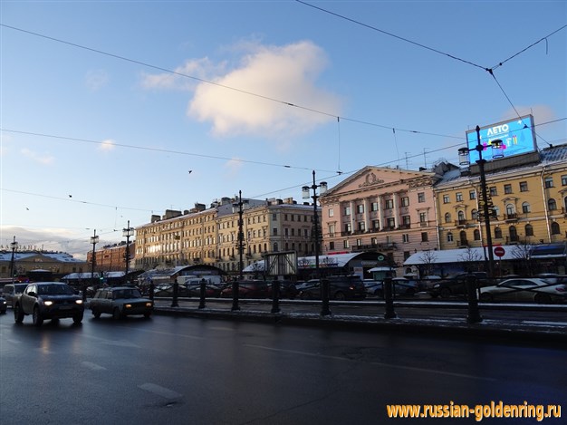 Достопримечательности Санкт-Петербурга. Сенная площадь