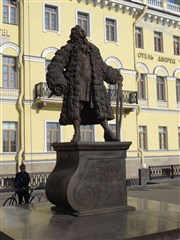 Санкт-Петербург. Памятник Доменико Трезини