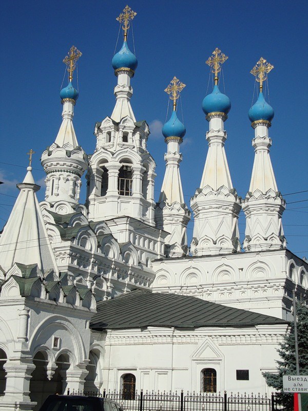 Храм Рождества Богородицы в Путинках. Москва