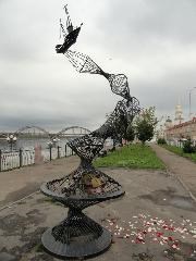 Рыбинск. Скульптура Трал