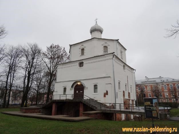 Достопримечательности Великого Новгорода. Церковь Георгия Победоносца на Торгу