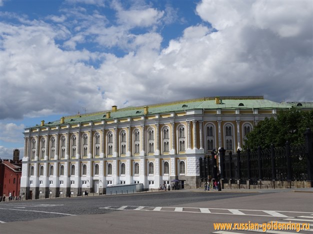 Достопримечательности Москвы. Оружейная палата