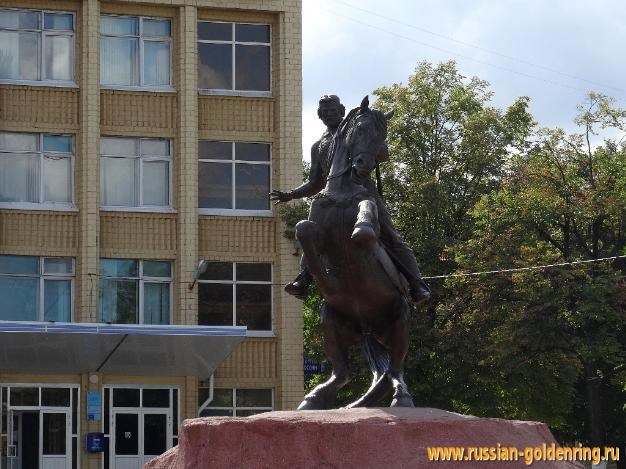 Достопримечательности Рязани. Памятник Евпатию Коловрату