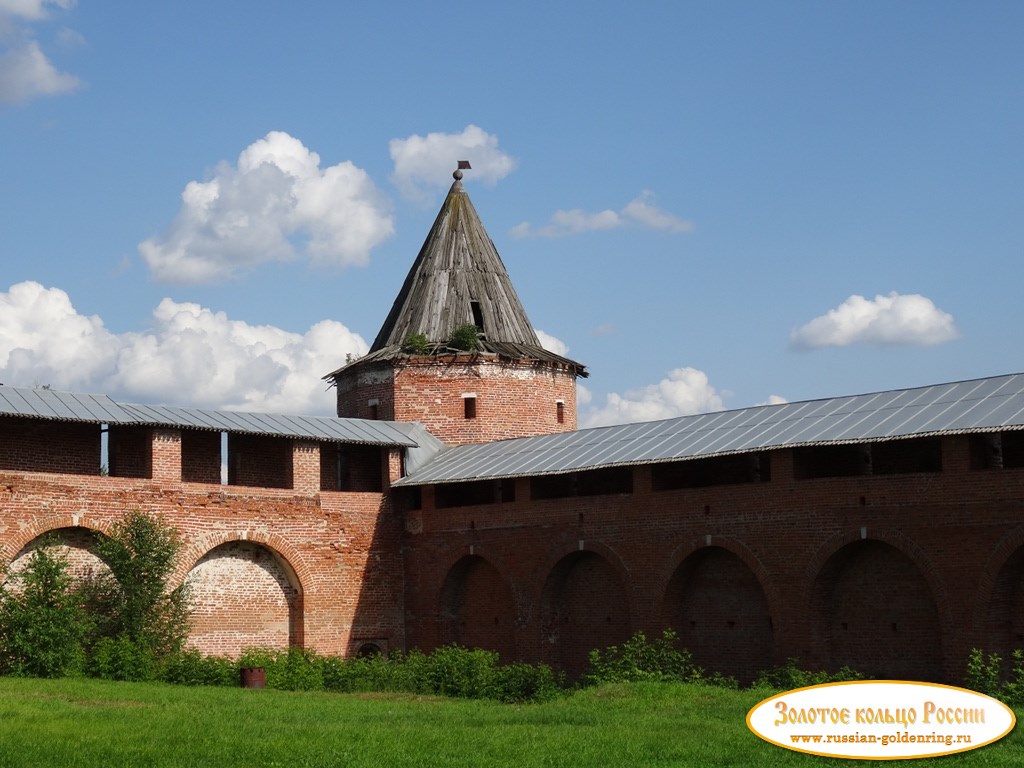 Зарайский кремль. Наугольная башня