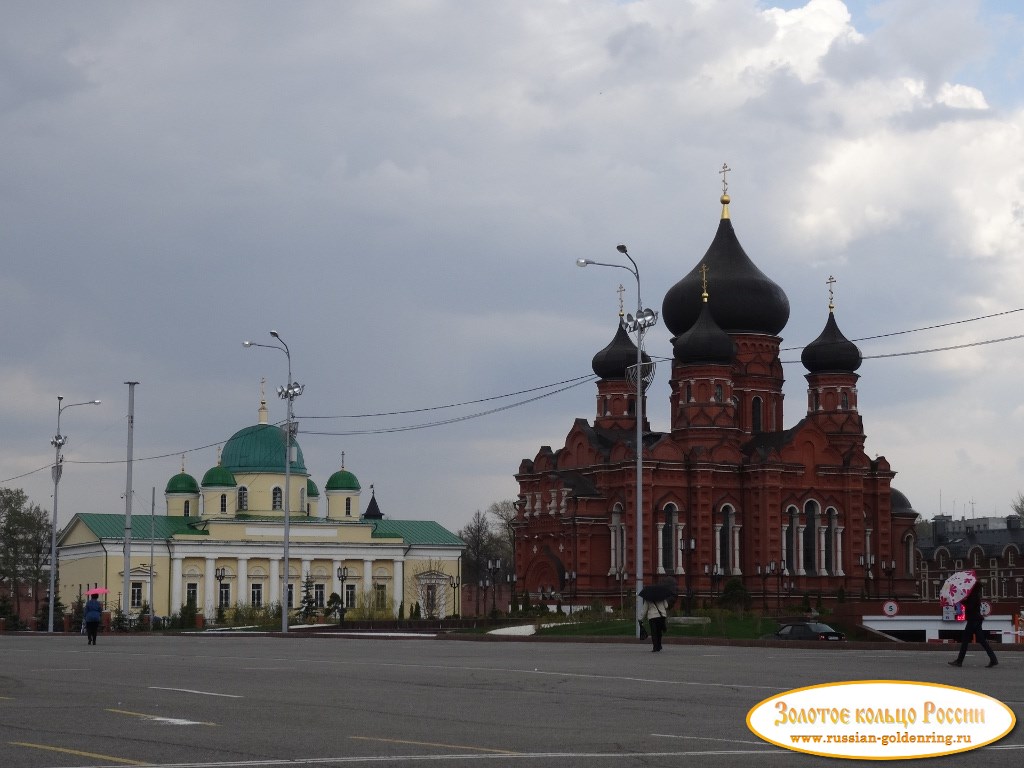 Площадь Ленина. Успенский монастырь