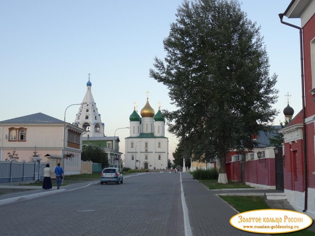 Исторические улицы города. Улица Лазарева