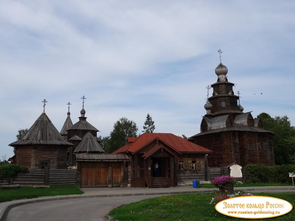 Музей деревянного зодчества. Центральный вход