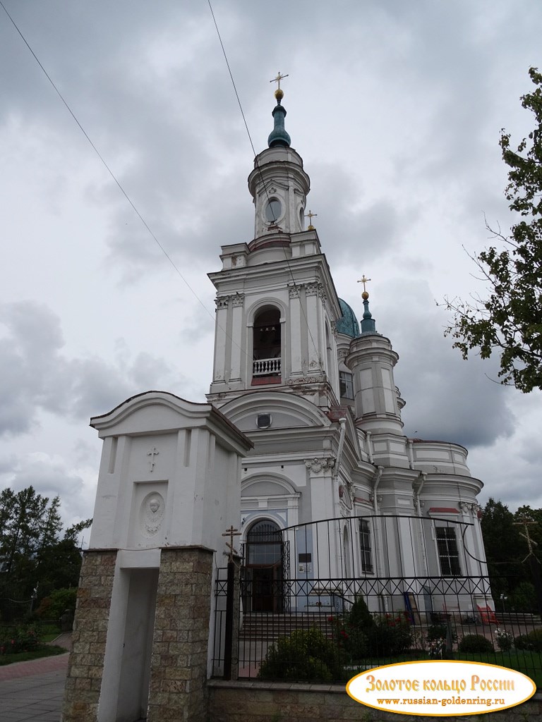 Екатерининский собор в Кингисеппе. Колокольня