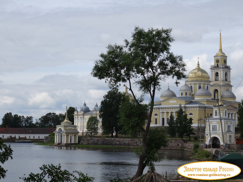 Нило-Столобенская пустынь (Нилова пустынь). Общий вид монастыря