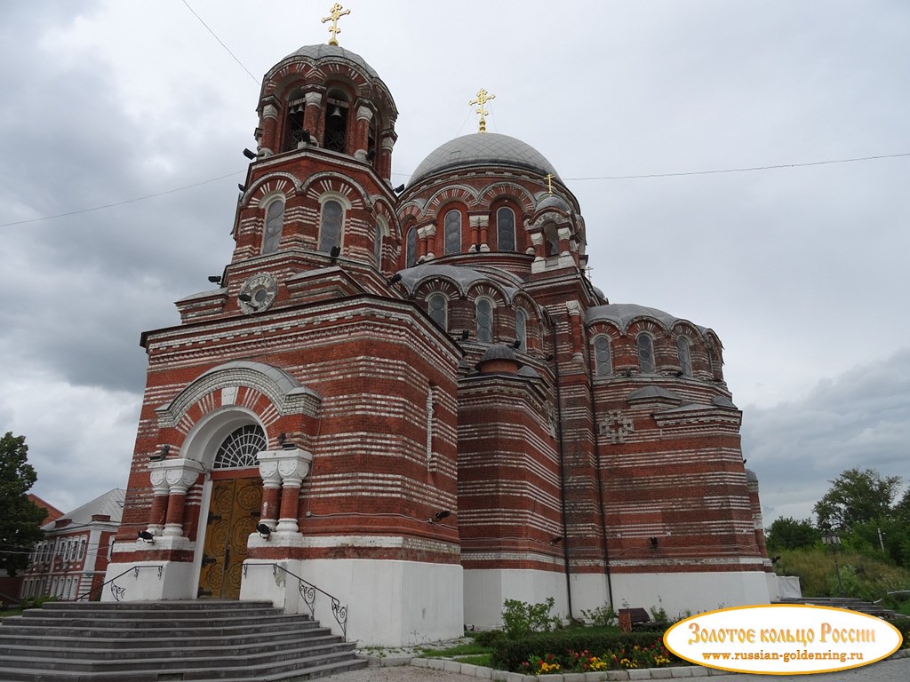 Церковь Троицы Живоначальной. Фасад храма