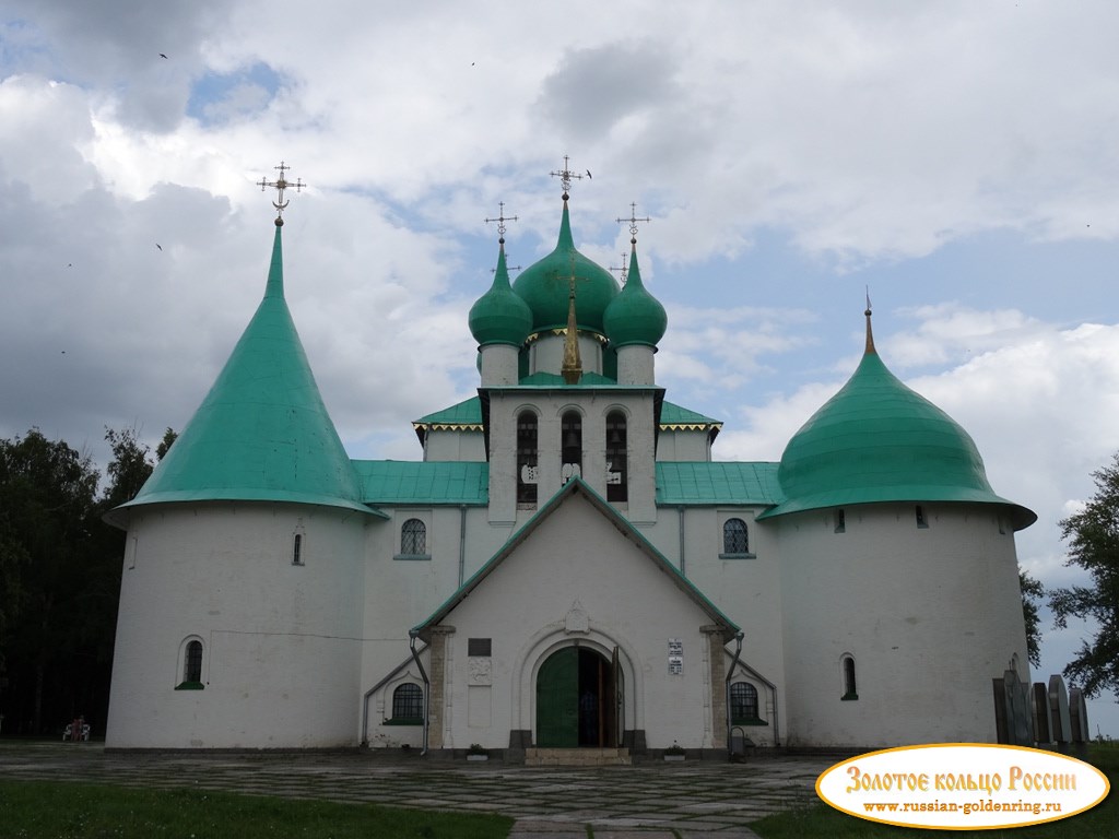 Храм Сергия Радонежского на Куликовом поле. Фасад храма (2015 год)