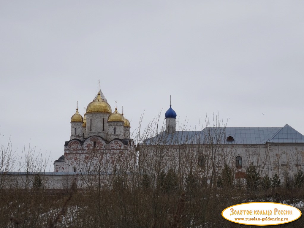 Ферапонтов Лужецкий Можайский монастырь. Собор и Введенская церковь