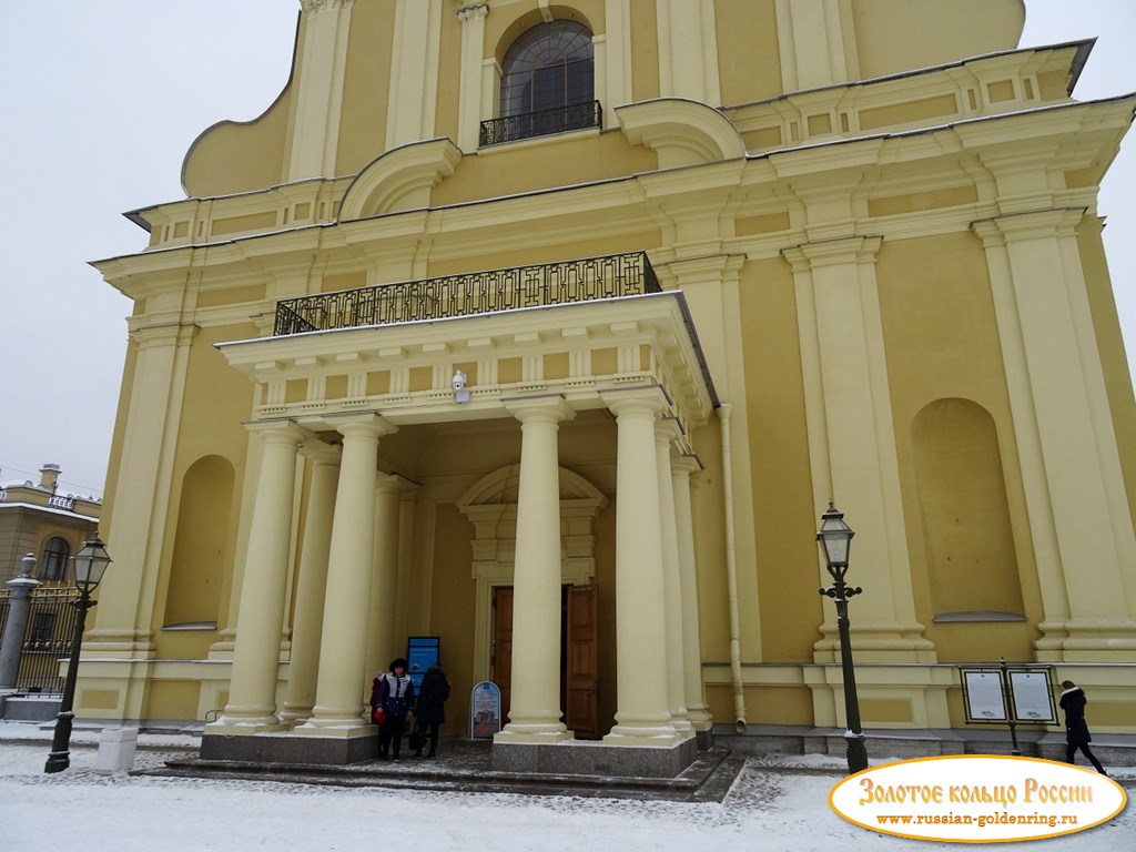 Петропавловский собор. Портик