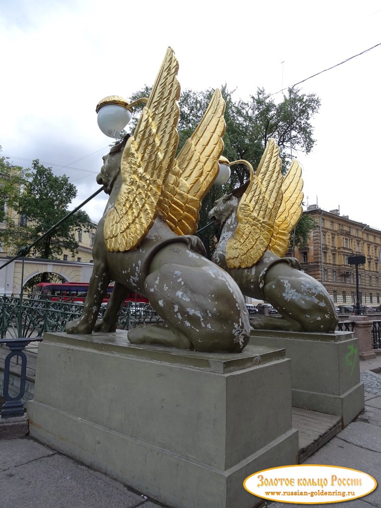 Банковский мост. Крылатые львы с северной стороны (2014 год)