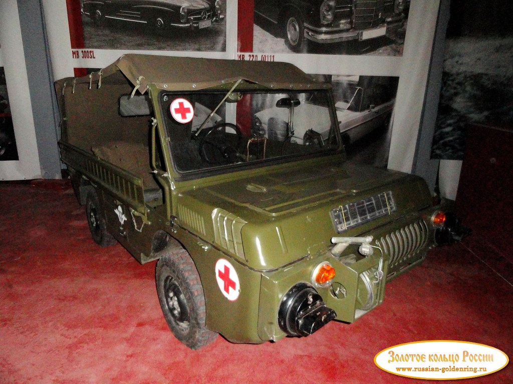 Музей ретро-автомобилей в Зеленогорске. ЛуАЗ 967