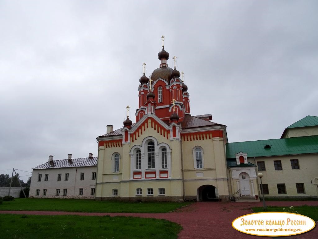 Богородичный Тихвинский Успенский монастырь. Воздвиженская церковь