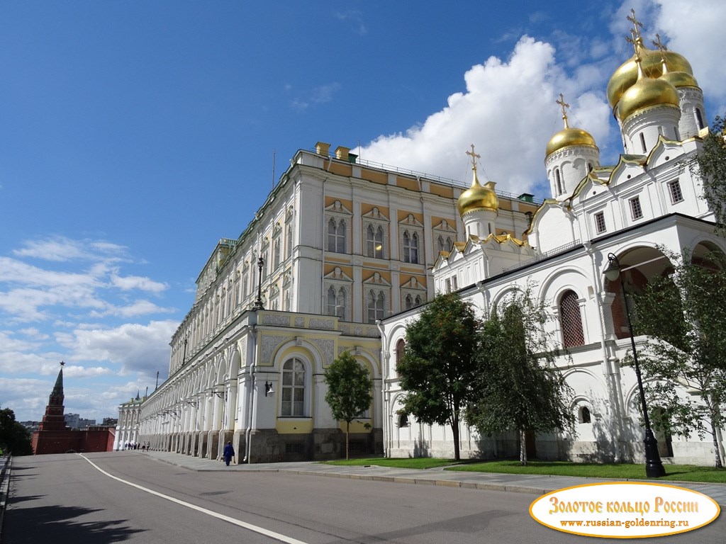 Московский кремль. Боровицкая улица