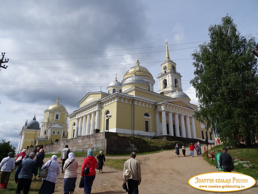 Нило-Столобенская пустынь (Нилова пустынь). Начало нового туристического дня