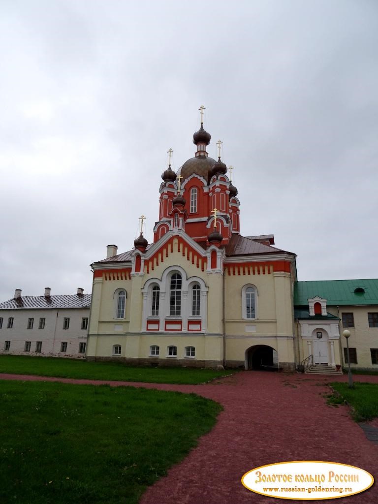 Богородичный Тихвинский Успенский монастырь. Воздвиженская церковь