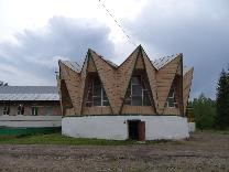 Достопримечательности Судиславля. База отдыха Берендеевы поляны. Здание столовой