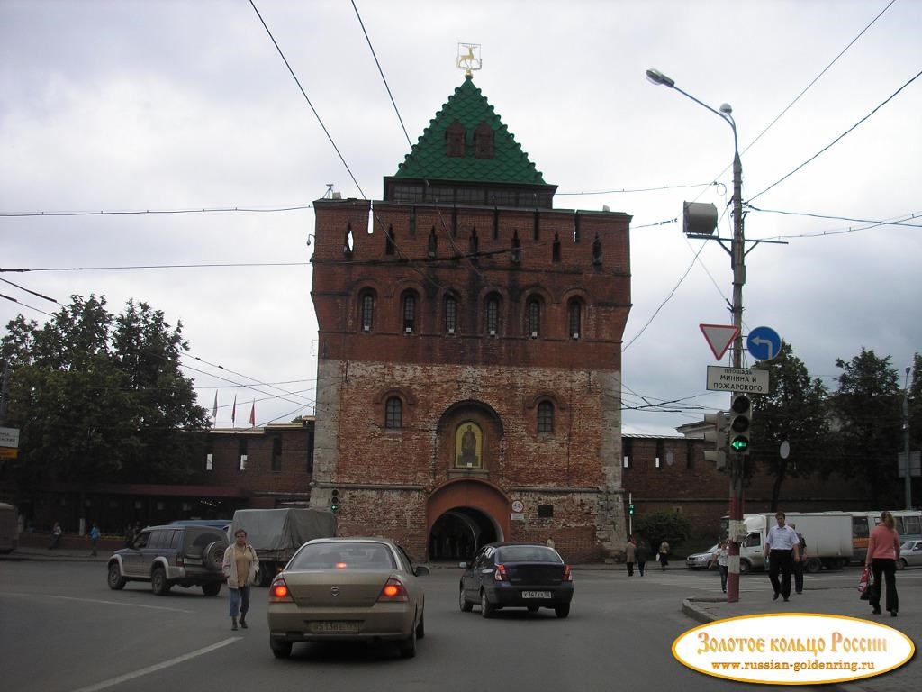 Нижегородский кремль. Дмитровская башня