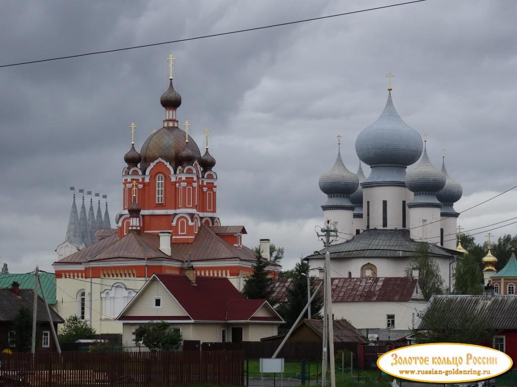 Реконструкция Тихвинской водной системы. Вид на монастырь