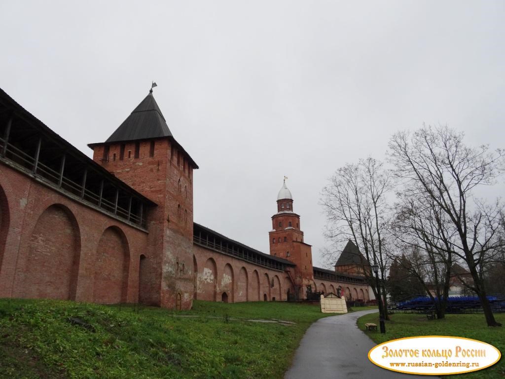 Новгородский Детинец (кремль). Южная стена