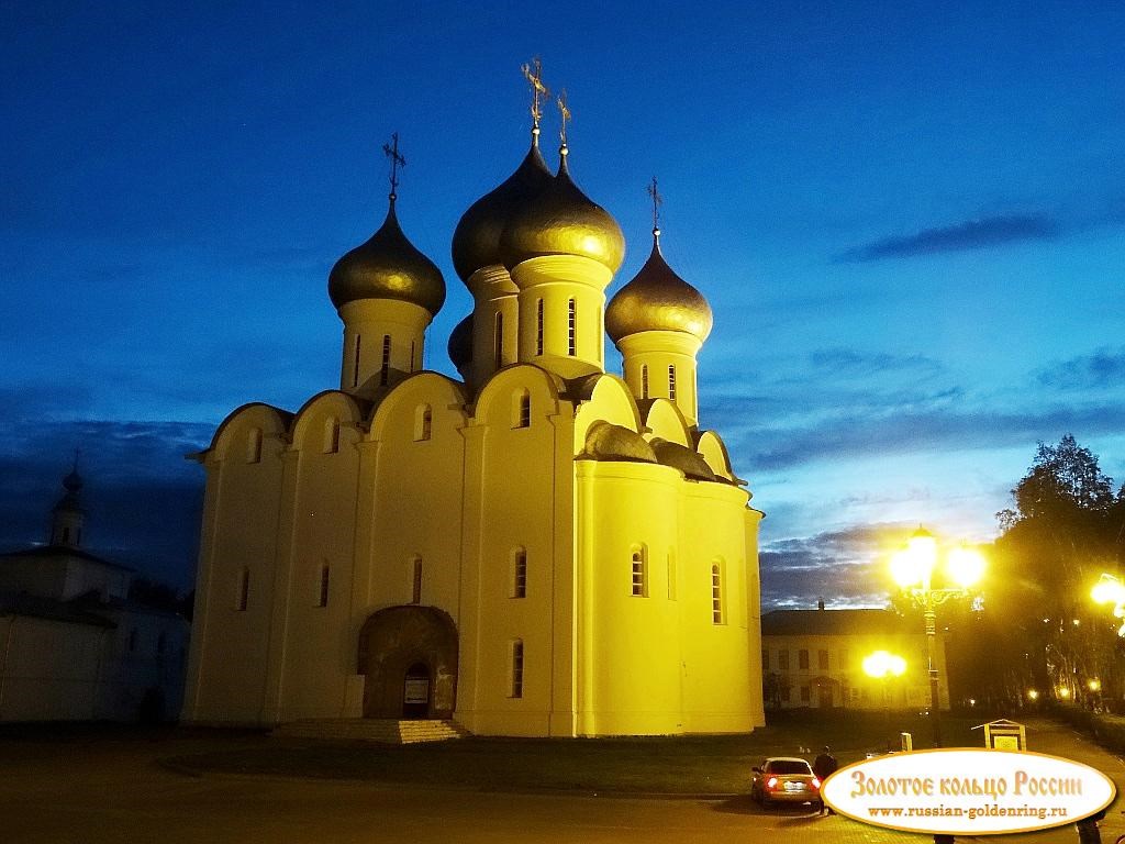 Софийский собор. Вечерняя подсветка