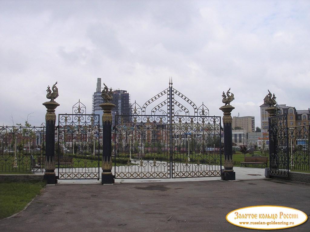 Парк тысячелетия Казани (парк Миллениум). Ворота