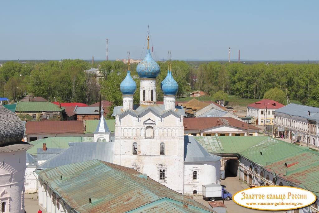 Ростовский Кремль. Церковь Спаса в Рядах