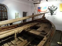 Достопримечательности Переславль-Залесского. Ботик Петра I. Капитанский мостик