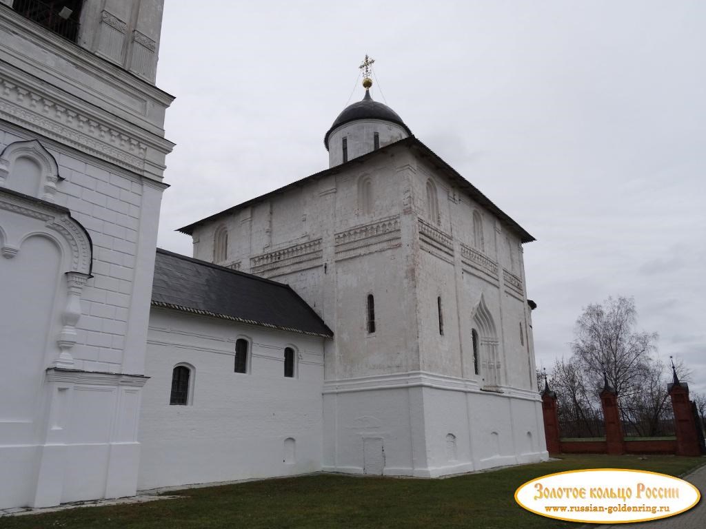 Волоколамский кремль. Воскресенский собор