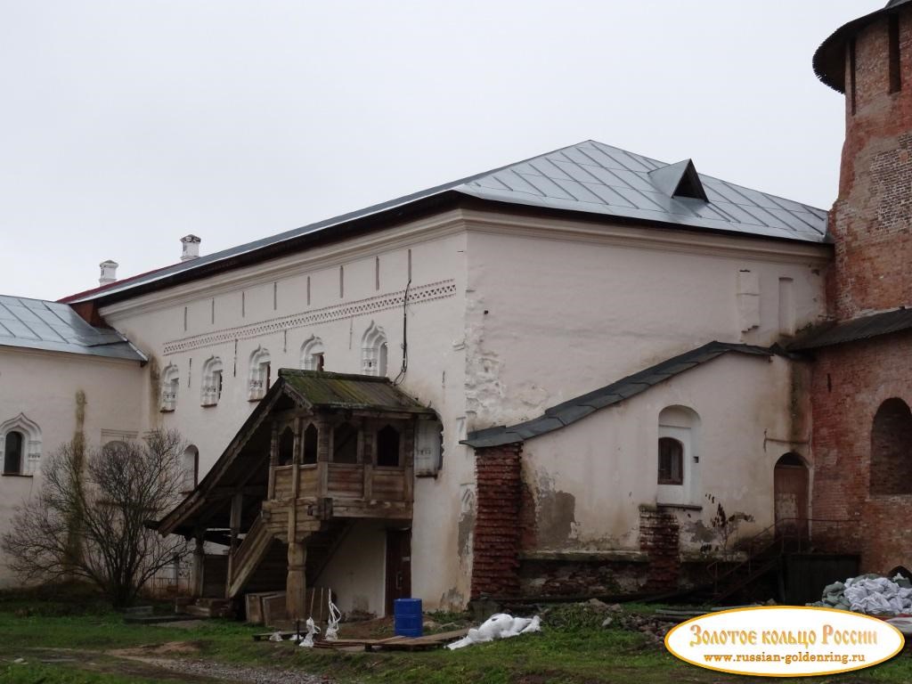 Новгородский Детинец (кремль). Здание Судного и Духовного приказов