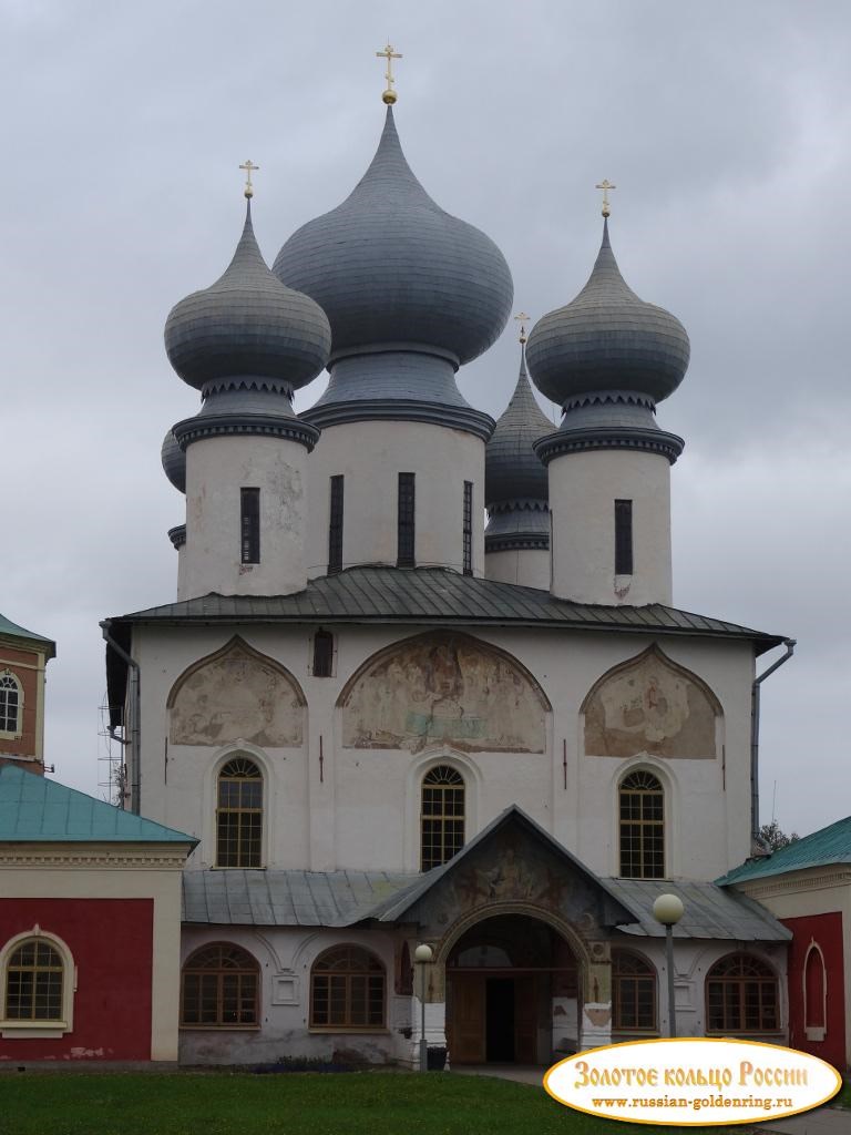 Богородичный Тихвинский Успенский монастырь. Успенский собор