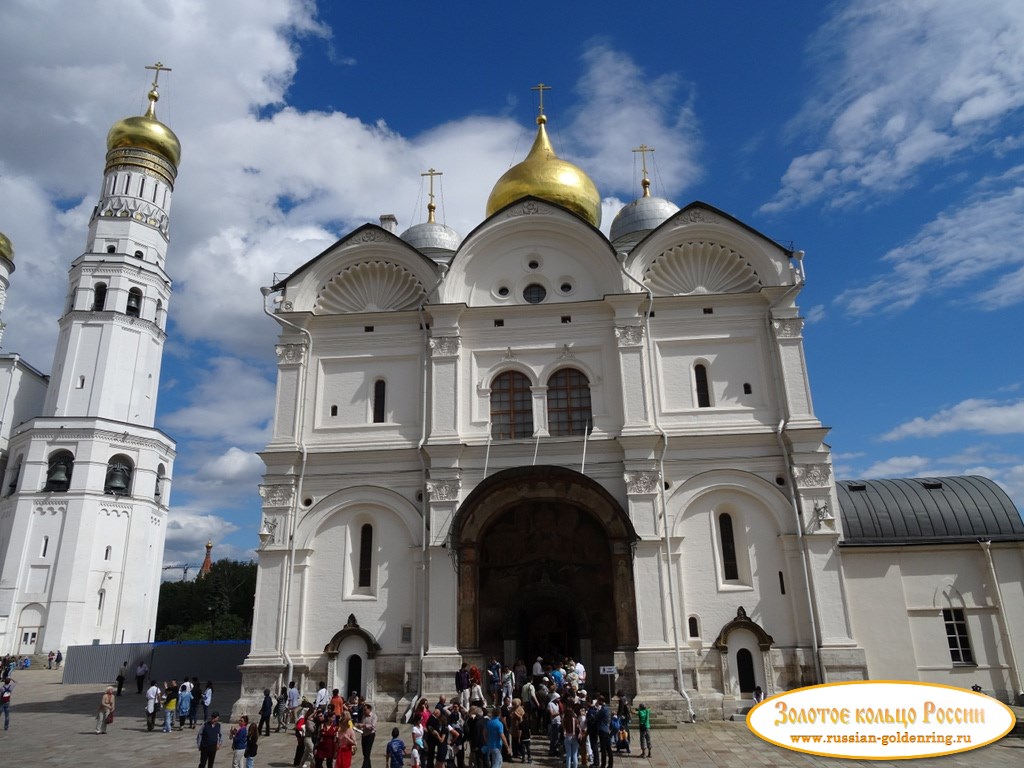 Архангельский собор. Центральный фасад