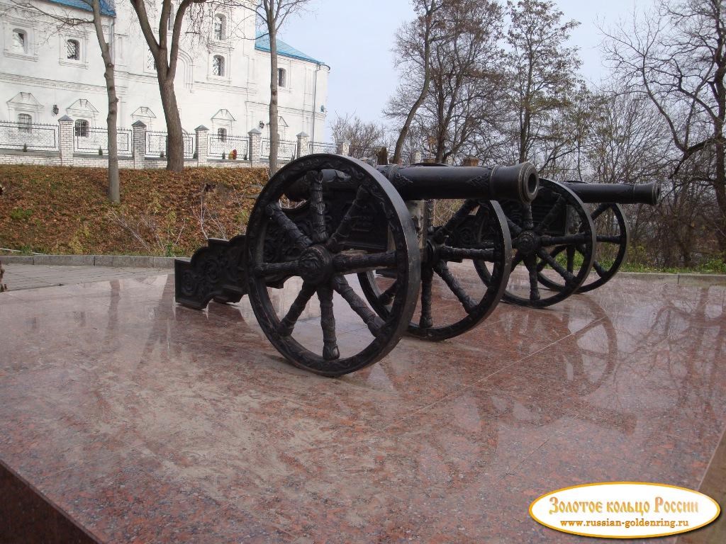 Покровская гора. Старинные пушки