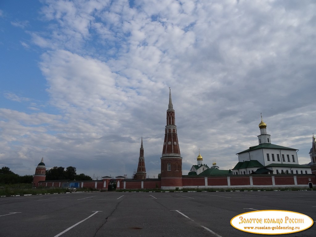 Старо-Голутвин монастырь. Восточная часть монастыря