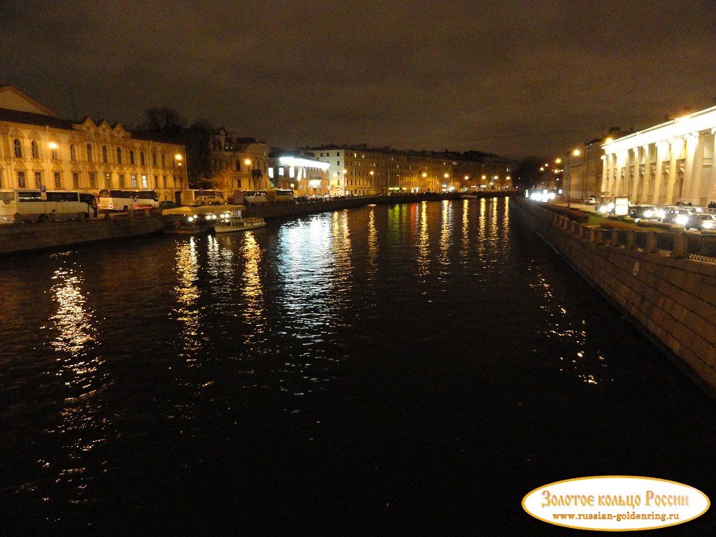 Река Фонтанка. Вечерний вид реки