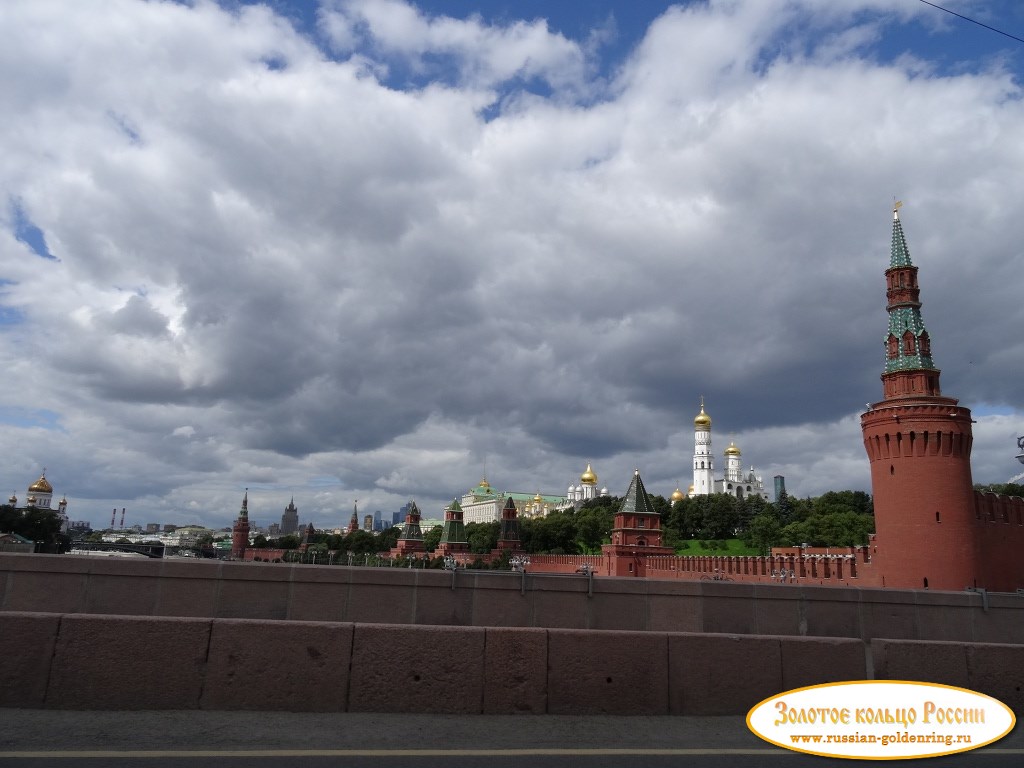 Московский кремль. Вид с Большого Москворецкого моста