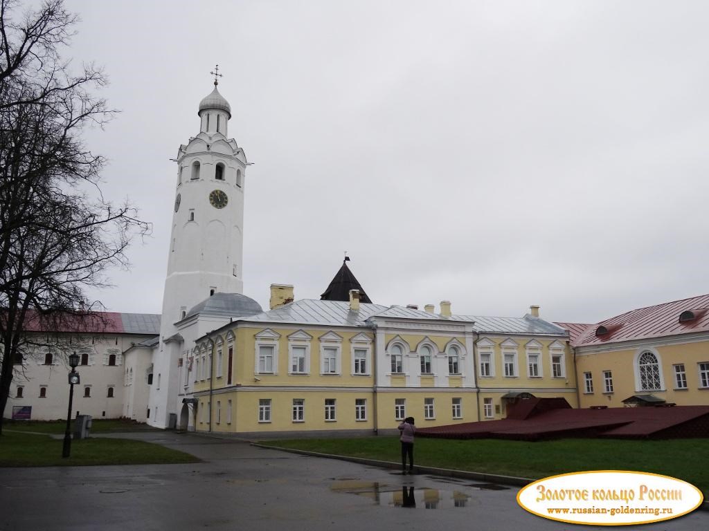 Новгородский Детинец (кремль). Владычный двор