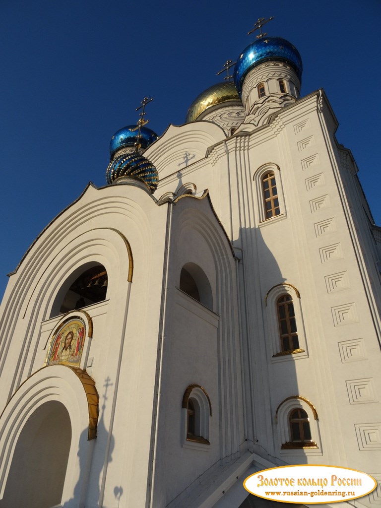 Владимирский собор в Лисках. Колокольня