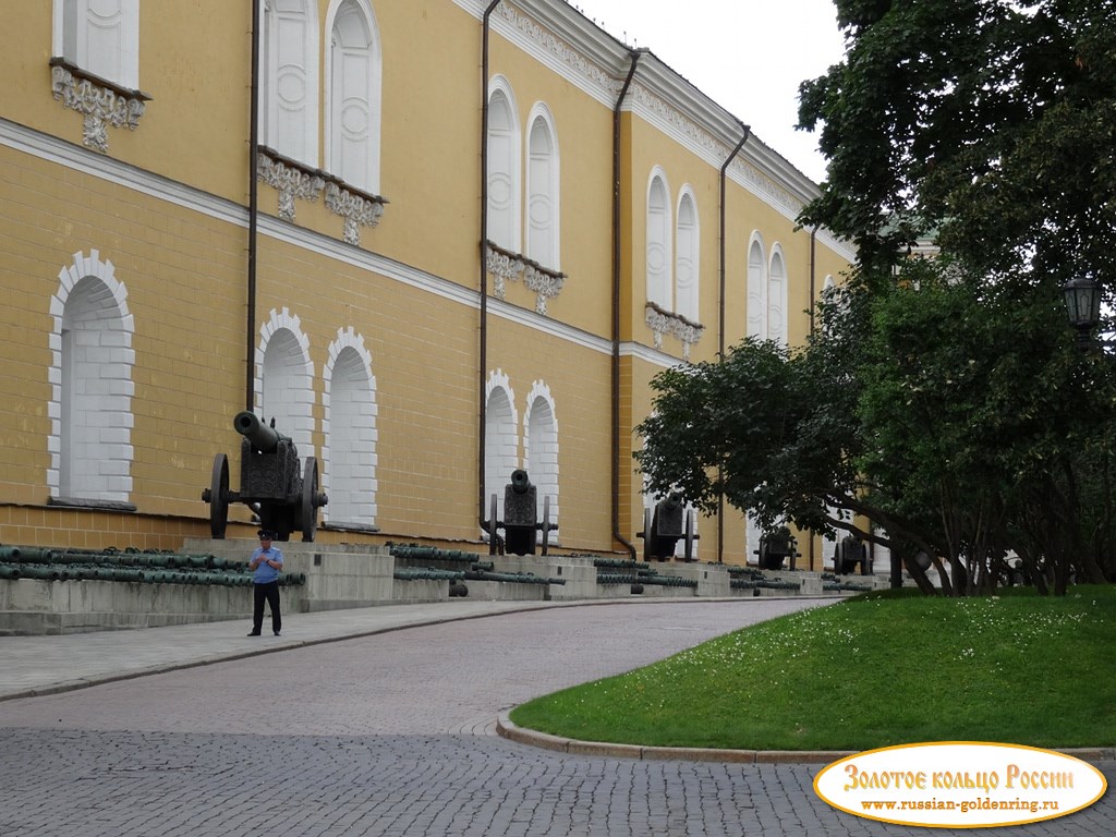 Московский кремль. Старинные русские пушки
