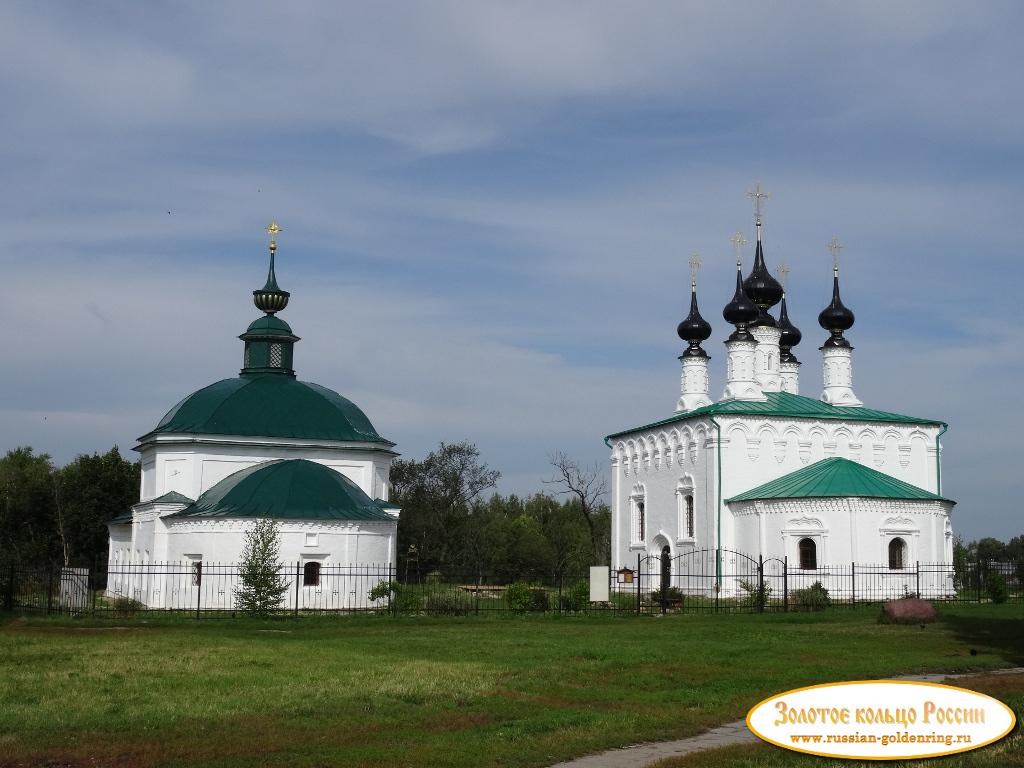 Торговая площадь. Ансамбль Пятницкой и Входоиерусалимской церквей